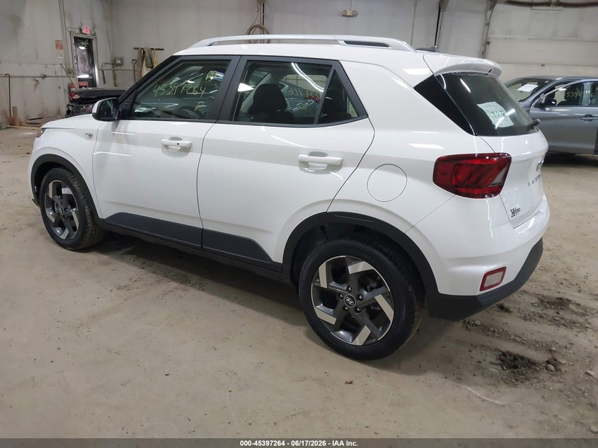 2026 Hyundai Venue VIN KMHRC8A30TU421747 IAAI salvage auction — RIGHT FRONT, Salvage Title, sold $6,200 on 2026-07-30 (photo 3)