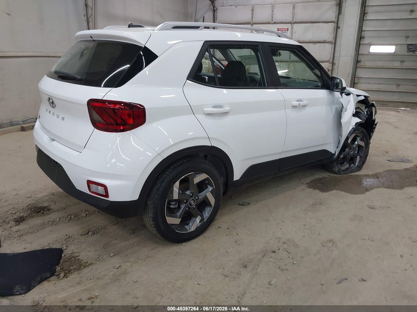 2026 Hyundai Venue VIN KMHRC8A30TU421747 IAAI salvage auction — RIGHT FRONT, Salvage Title, sold $6,200 on 2026-07-30 (photo 4)