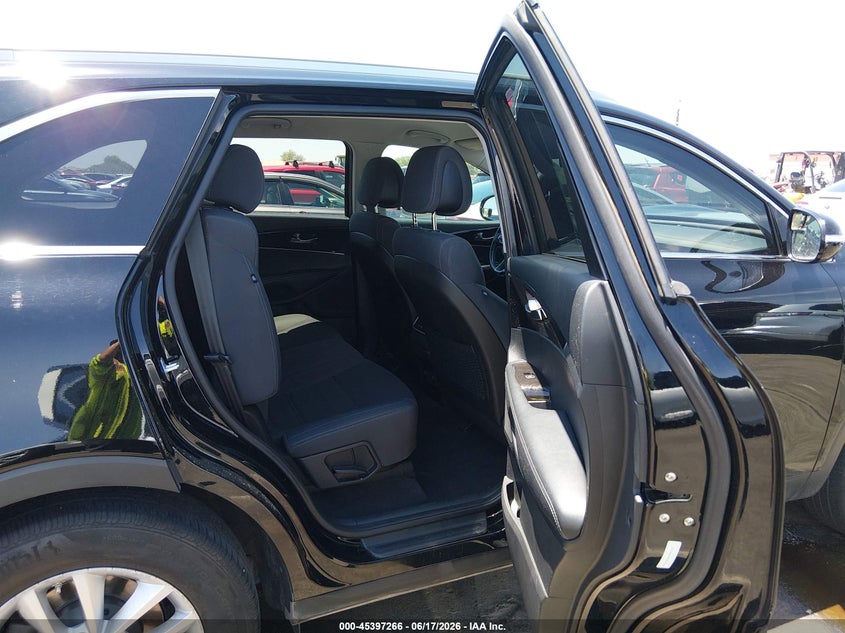 2016 Kia Sorento VIN 5XYPG4A34GG060667 IAAI salvage auction — LEFT FRONT, Salvage (Arizona), sold $2,975 on 2026-07-07 (photo 8)