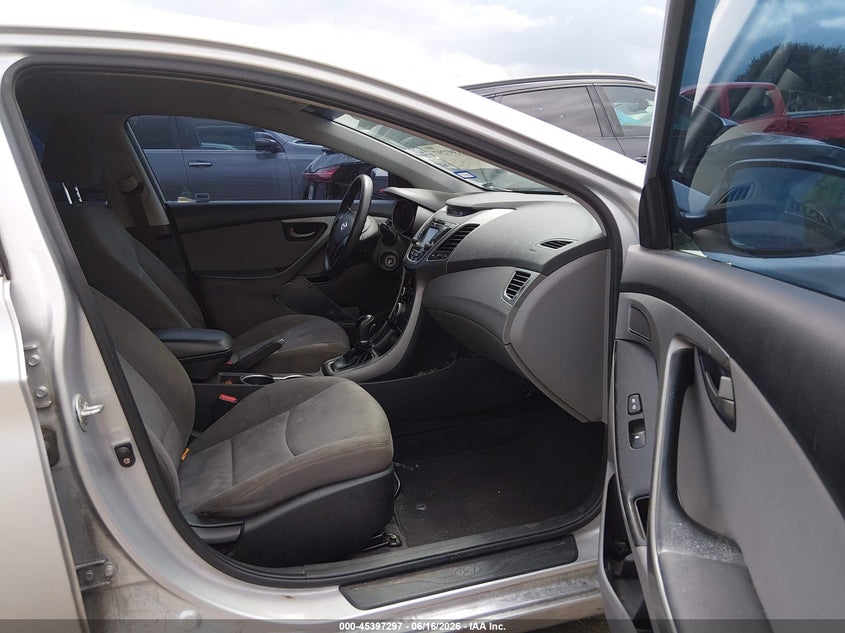 2015 Hyundai Elantra VIN KMHDH4AE4FU355570 IAAI salvage auction — REAR END, Nrc Lienholder Repossession Paperwork (Texas), sold $600 on 2026-07-14 (photo 5)