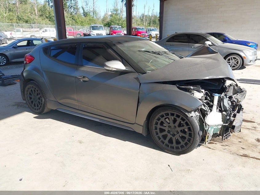2016 Hyundai Veloster VIN KMHTC6AE1GU265459 IAAI salvage auction — FRONT & REAR, Bill Of Sale (Washington), sold $1,150 on 2026-07-15 (photo 1)