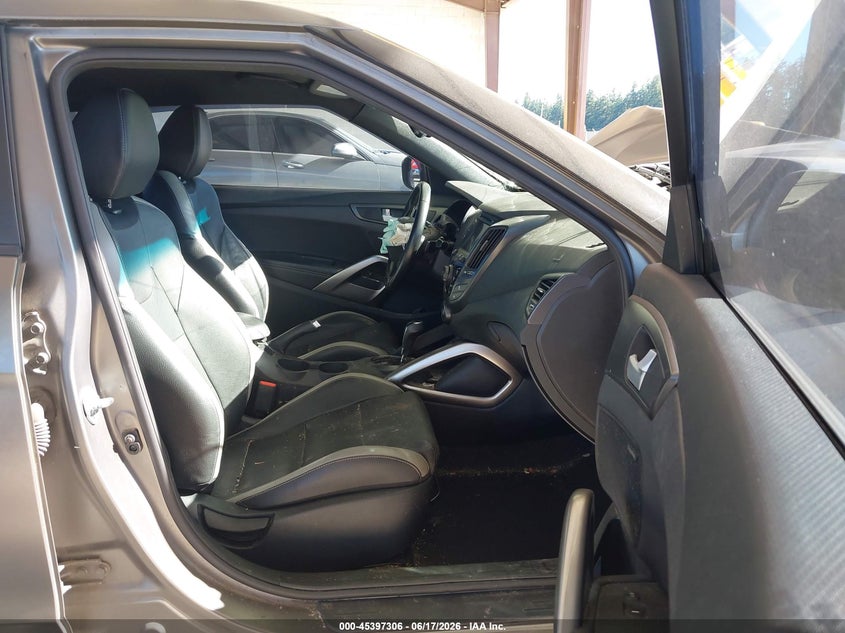 2016 Hyundai Veloster VIN KMHTC6AE1GU265459 IAAI salvage auction — FRONT & REAR, Bill Of Sale (Washington), sold $1,150 on 2026-07-15 (photo 5)