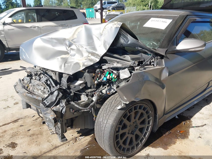 2016 Hyundai Veloster VIN KMHTC6AE1GU265459 IAAI salvage auction — FRONT & REAR, Bill Of Sale (Washington), sold $1,150 on 2026-07-15 (photo 6)