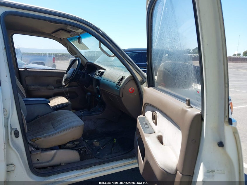 1996 Toyota 4runner VIN JT3GN86R4T0002511 IAAI salvage auction — NORMAL WEAR, Clear - Dealer Only (California), sold $450 on 2026-07-14 (photo 5)