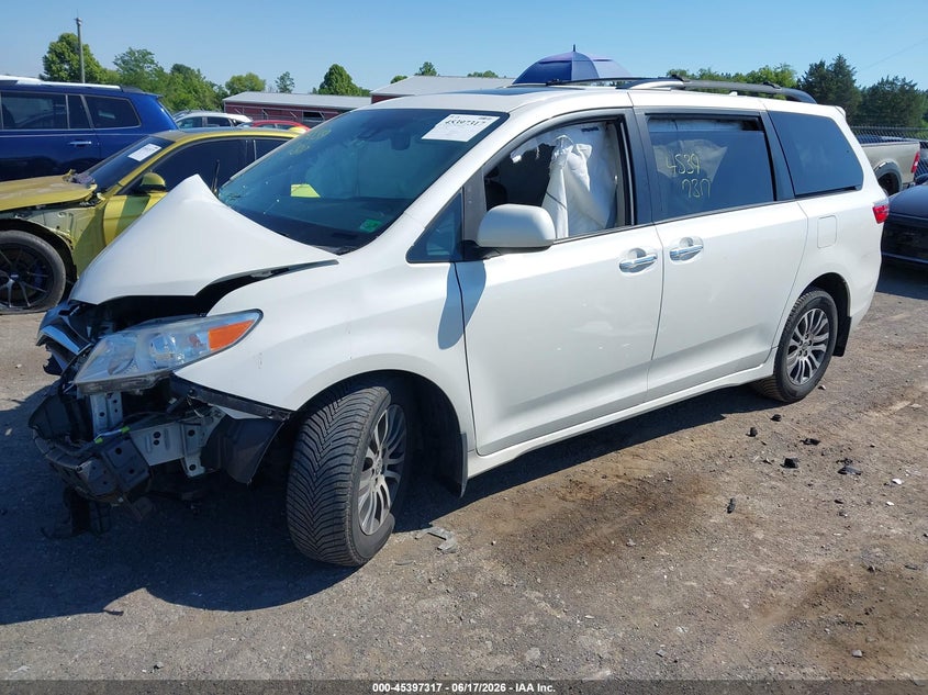 2020 Toyota Sienna VIN 5TDYZ3DC4LS059908 IAAI salvage auction — FRONT END, Salvage (Virginia), sold $3,825 on 2026-07-14 (photo 2)