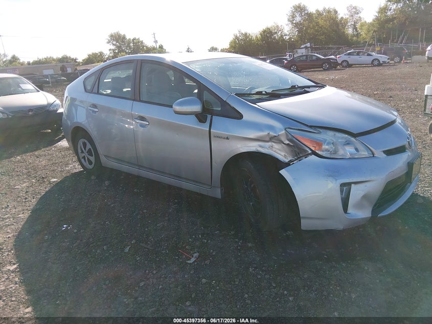 2013 Toyota Prius VIN JTDKN3DU2D5671199 IAAI salvage auction — RIGHT FRONT, Salvage Title, sold $2,600 on 2026-07-22 (photo 1)