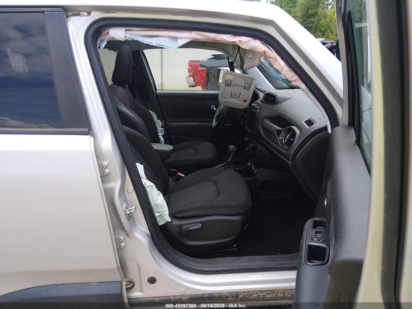 2018 Jeep Renegade VIN ZACCJBBB5JPG88349 IAAI salvage auction — LEFT FRONT, Salvage (Mississippi), sold $1,050 on 2026-08-06 (photo 5)