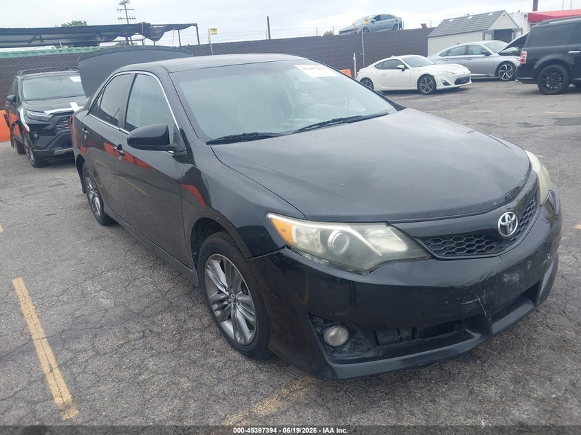 2014 Toyota Camry VIN 4T1BF1FK8EU433602 IAAI salvage auction — FRONT & REAR, Salvage (California), sold $1,900 on 2026-07-09 (photo 1)