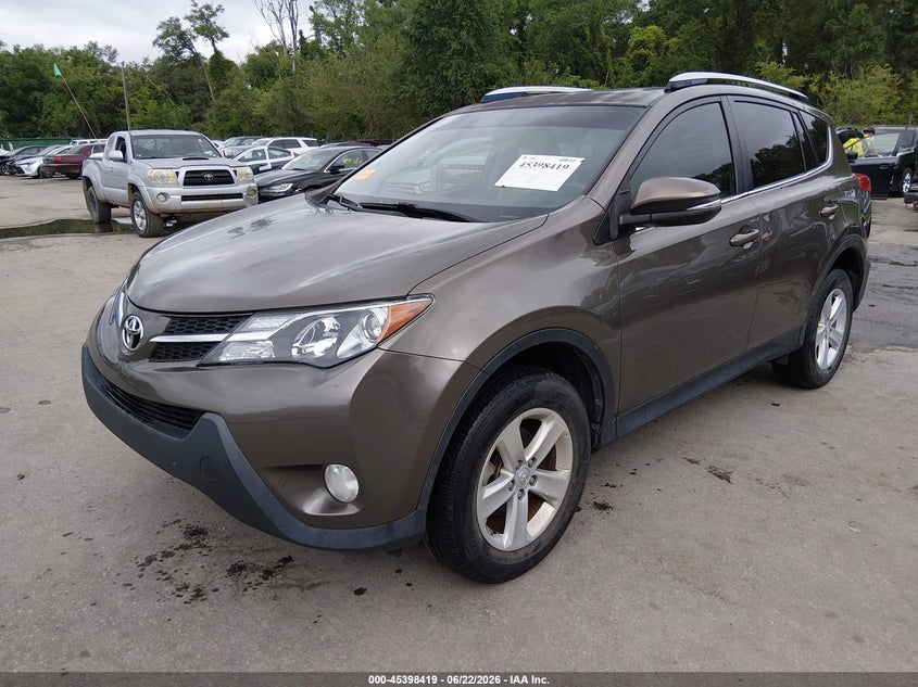 2014 Toyota Rav 4 VIN JTMRFREV8ED056833 IAAI salvage auction — HAIL, Salvage (Kansas), sold $525 on 2026-07-29 (photo 2)