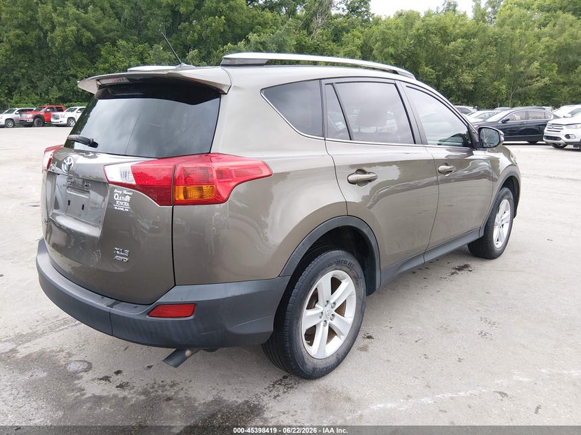 2014 Toyota Rav 4 VIN JTMRFREV8ED056833 IAAI salvage auction — HAIL, Salvage (Kansas), sold $525 on 2026-07-29 (photo 4)