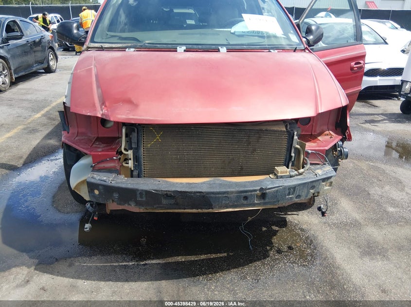 2003 Dodge Caravan VIN 2D4GP74L33R244178 IAAI salvage auction — FRONT END, Salvage (South Carolina), sold $375 on 2026-07-23 (photo 6)