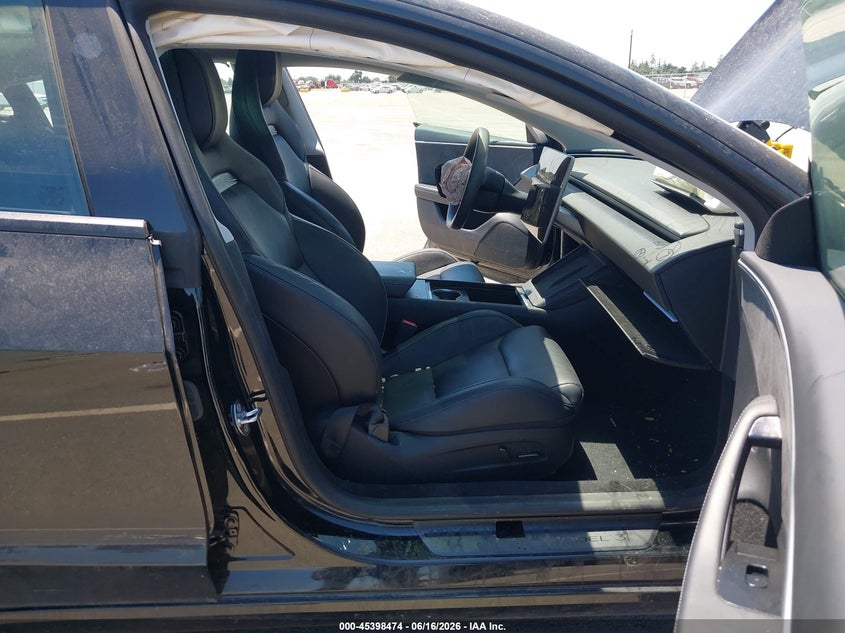 2025 Tesla Model 3 VIN 5YJ3E1ET6SF985335 IAAI salvage auction — LEFT FRONT, Salvage Title, sold $10,600 on 2026-07-21 (photo 5)