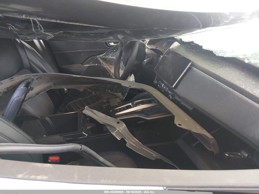 2018 Honda Clarity VIN JHMZC5F18JC007000 IAAI salvage auction — ALL OVER, Bill Of Sale (Washington), sold $575 on 2026-07-08 (photo 5)