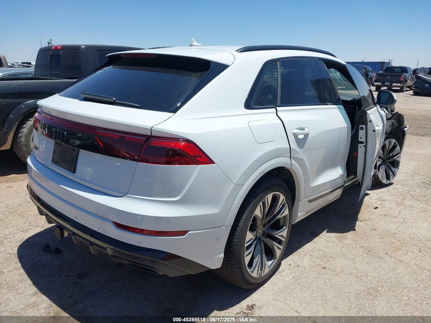 2025 Audi Q8 VIN WA1EVBF1XSD005974 IAAI salvage auction — RIGHT SIDE, Original (Texas), sold $22,600 on 2026-07-28 (photo 4)