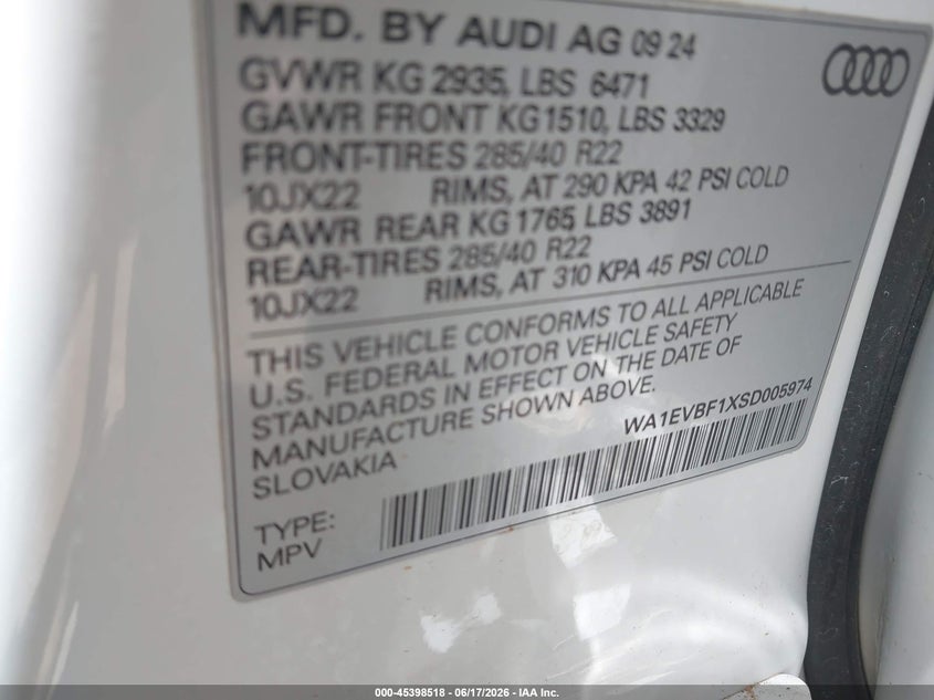 2025 Audi Q8 VIN WA1EVBF1XSD005974 IAAI salvage auction — RIGHT SIDE, Original (Texas), sold $22,600 on 2026-07-28 (photo 9)