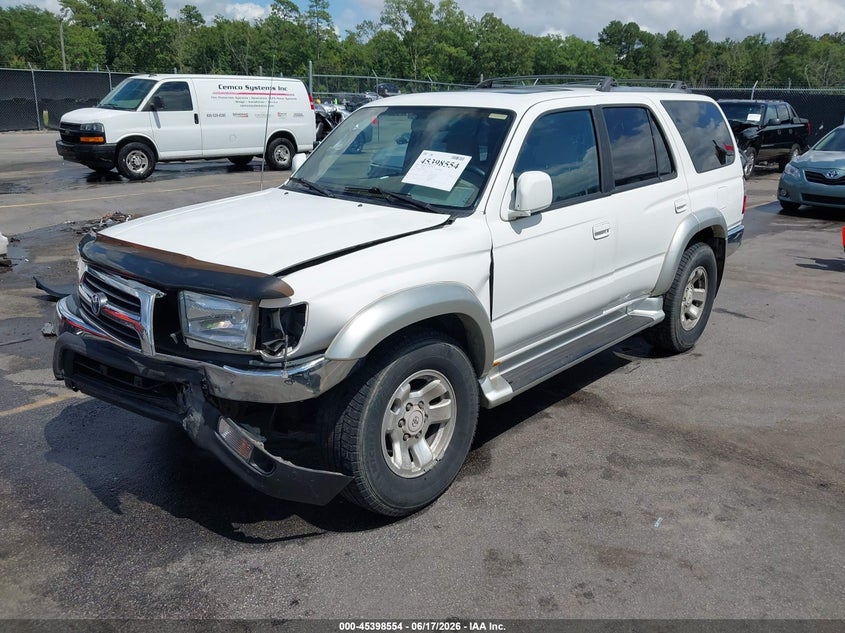 2000 Toyota 4runner VIN JT3GN86R3Y0140354 IAAI salvage auction — LEFT FRONT, Salvage (Ohio), sold $1,100 on 2026-07-15 (photo 2)