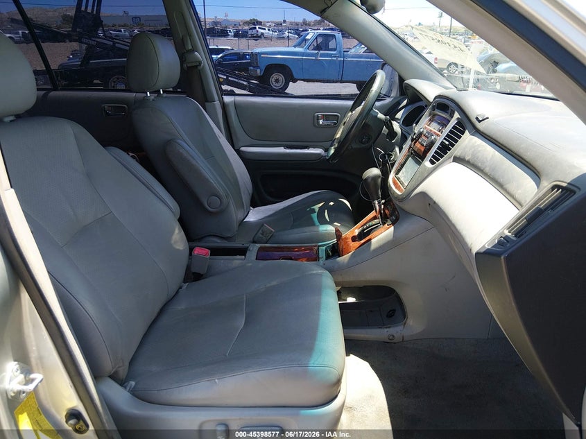 2006 Toyota Highlander hybrid VIN JTEEW21A660015890 IAAI salvage auction — FRONT END, Salvage (New Mexico), sold $25 on 2026-07-29 (photo 5)
