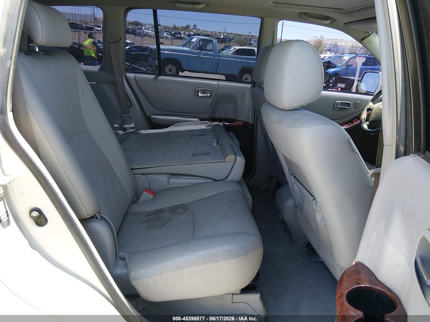 2006 Toyota Highlander hybrid VIN JTEEW21A660015890 IAAI salvage auction — FRONT END, Salvage (New Mexico), sold $25 on 2026-07-29 (photo 8)