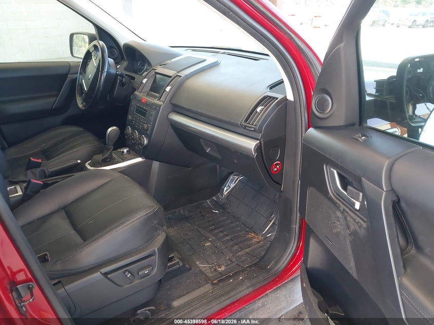 2012 Land rover Lr2 VIN SALFR2BN0CH281669 IAAI salvage auction — RIGHT SIDE, Salvage Title, sold $25 on 2026-08-16 (photo 5)