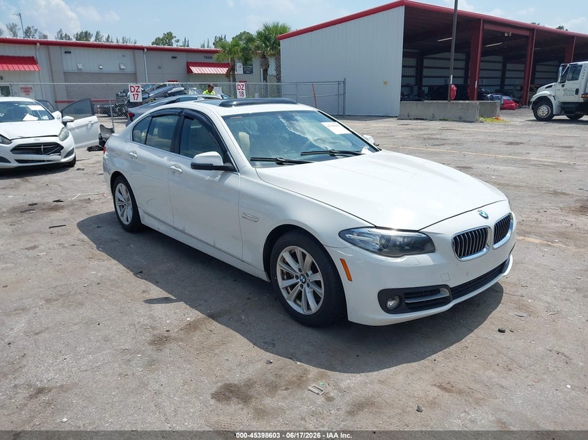 2015 BMW 5er VIN WBA5A5C50FD518129 IAAI salvage auction — NORMAL WEAR, Clear (Florida), sold $1,300 on 2026-07-29 (photo 1)