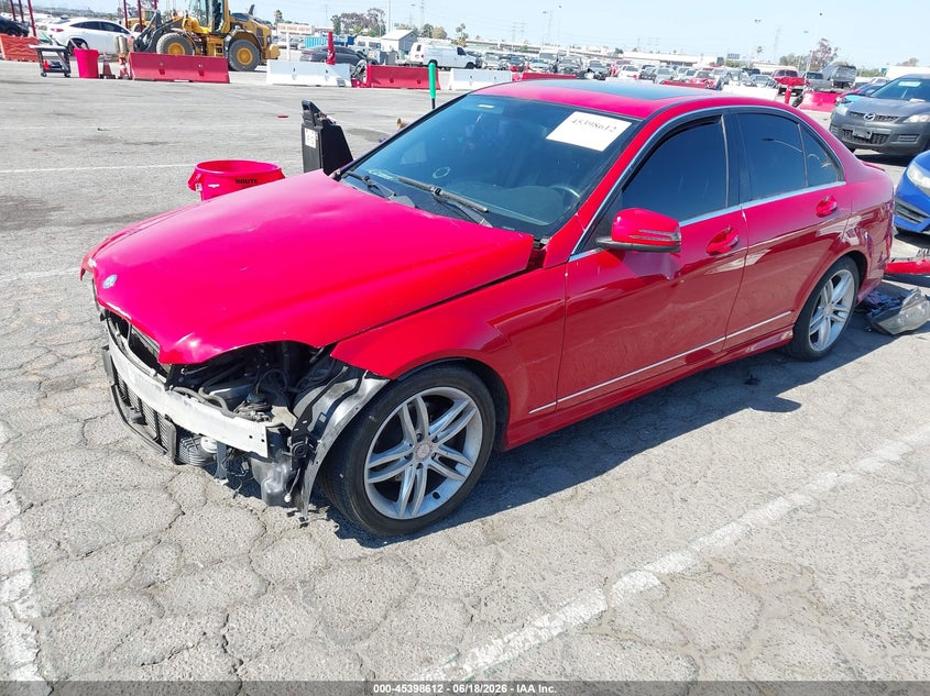 2013 Mercedes-benz C-klasse VIN WDDGF4HB5DA777550 IAAI salvage auction — FRONT END, Salvage (California), sold $775 on 2026-07-09 (photo 2)