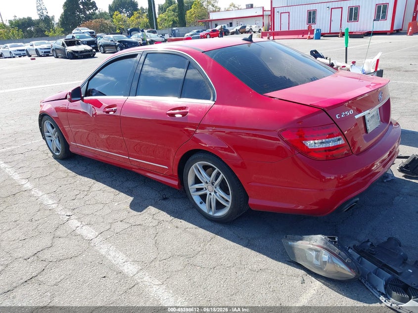 2013 Mercedes-benz C-klasse VIN WDDGF4HB5DA777550 IAAI salvage auction — FRONT END, Salvage (California), sold $775 on 2026-07-09 (photo 3)