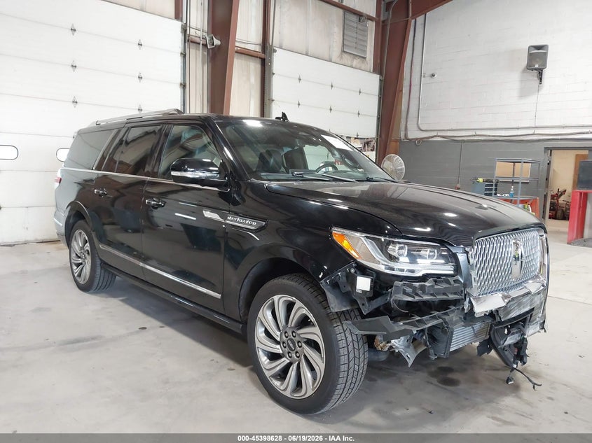 2022 Lincoln Navigator VIN 5LMJJ3LT3NEL10154 IAAI salvage auction — FRONT END, Mv-907A (New York), sold $14,200 on 2026-07-22 (photo 1)