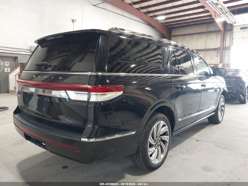 2022 Lincoln Navigator VIN 5LMJJ3LT3NEL10154 IAAI salvage auction — FRONT END, Mv-907A (New York), sold $14,200 on 2026-07-22 (photo 4)