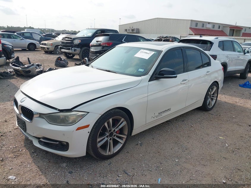 2012 BMW 3er VIN WBA3A9C51CF474818 IAAI salvage auction — REAR END, Nrc Lienholder Repossession Paperwork (Texas), sold $1,050 on 2026-07-16 (photo 2)