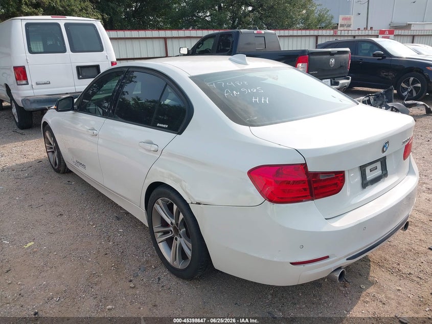 2012 BMW 3er VIN WBA3A9C51CF474818 IAAI salvage auction — REAR END, Nrc Lienholder Repossession Paperwork (Texas), sold $1,050 on 2026-07-16 (photo 3)