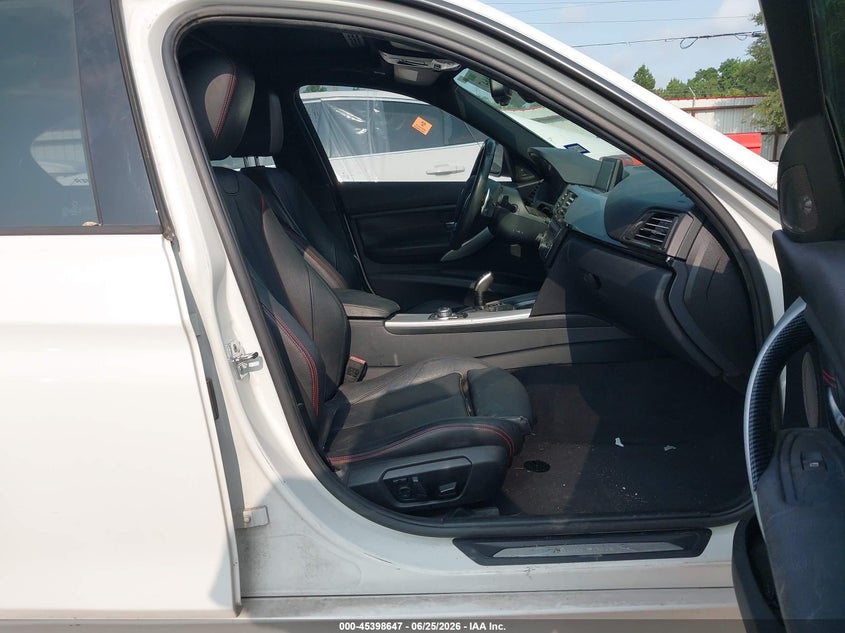 2012 BMW 3er VIN WBA3A9C51CF474818 IAAI salvage auction — REAR END, Nrc Lienholder Repossession Paperwork (Texas), sold $1,050 on 2026-07-16 (photo 5)