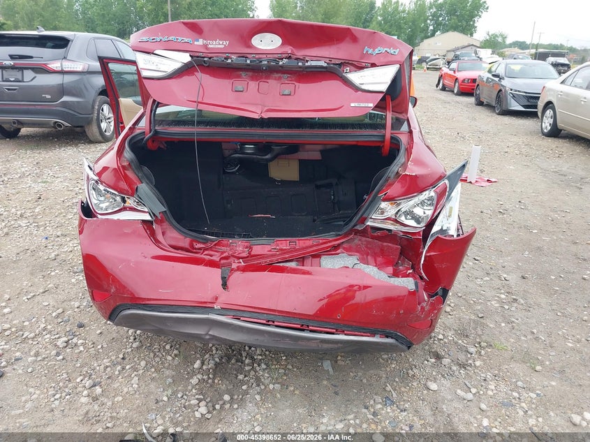 2013 Hyundai Sonata VIN KMHEC4A49DA083798 IAAI salvage auction — FRONT & REAR, Junk Bill Of Sale Mv2459 (Wisconsin), sold $275 on 2026-07-23 (photo 6)