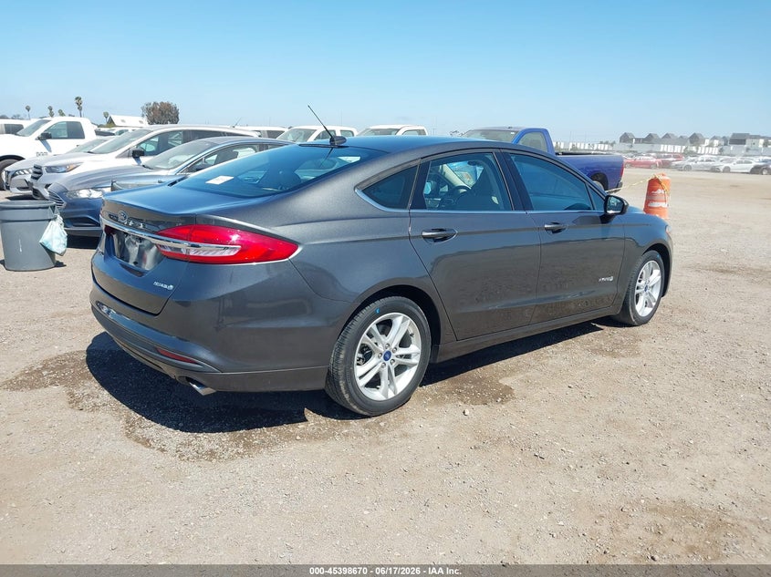 2018 Ford Fusion VIN 3FA6P0UU3JR254554 IAAI salvage auction — NORMAL WEAR, Sf97 (California), sold $9,100 on 2026-07-29 (photo 4)