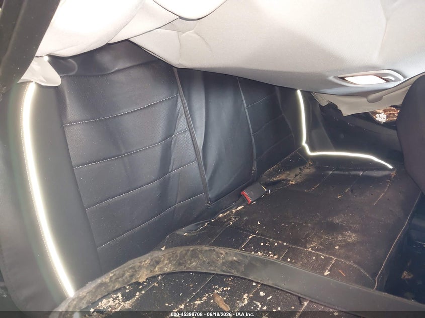 2026 Kia Sportage VIN KNDPUCDF2T7498894 IAAI salvage auction — STORM DAMAGE, Salvage Title, sold $4,300 on 2026-07-22 (photo 8)