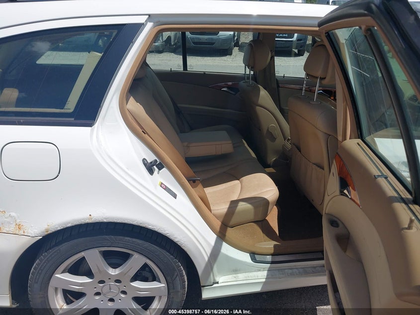 2007 Mercedes-benz E-klasse VIN WDBUH87X67X217290 IAAI salvage auction — LEFT FRONT, Clear (Massachusetts), sold $425 on 2026-07-31 (photo 8)