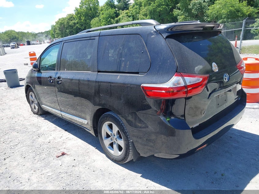 2016 Toyota Sienna VIN 5TDKK3DC5GS750722 IAAI salvage auction — RIGHT SIDE, Salvage (Virginia), sold $2,100 on 2026-07-28 (photo 3)