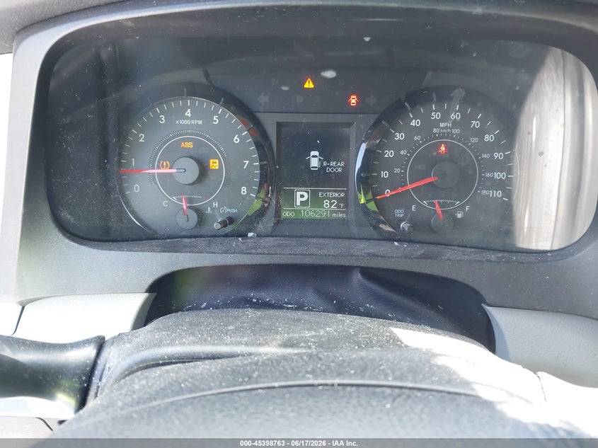 2016 Toyota Sienna VIN 5TDKK3DC5GS750722 IAAI salvage auction — RIGHT SIDE, Salvage (Virginia), sold $2,100 on 2026-07-28 (photo 7)