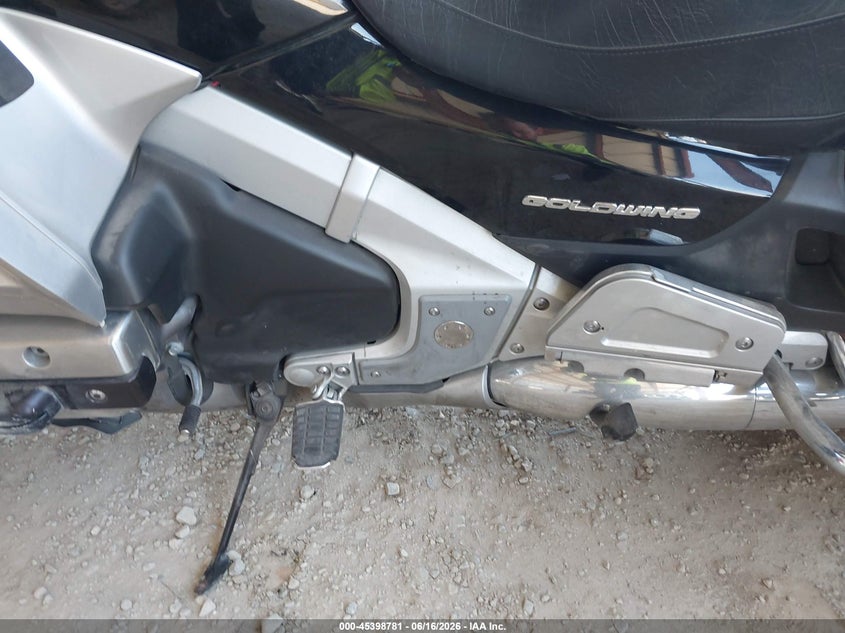 2012 Honda Gl1800c VIN JH2SC68G0CK001041 IAAI salvage auction — FRONT END, Salvage (California), sold $4,500 on 2026-07-14 (photo 9)