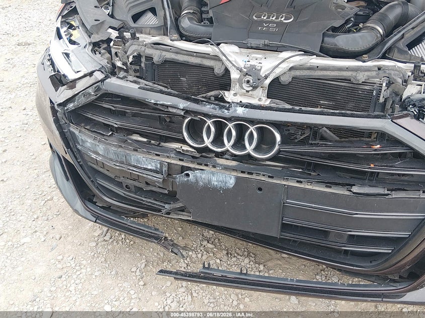2020 Audi S8 VIN WAU8SAF84LN007005 IAAI salvage auction — FRONT END, Salvage (Kentucky), sold $18,900 on 2026-08-01 (photo 6)