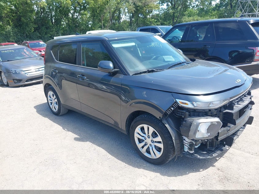 2021 Kia Soul VIN KNDJ23AU7M7736755 IAAI salvage auction — FRONT END, Salvage (Indiana), sold $2,100 on 2026-07-11 (photo 1)