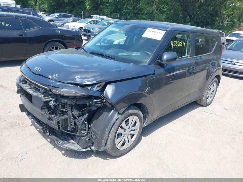 2021 Kia Soul VIN KNDJ23AU7M7736755 IAAI salvage auction — FRONT END, Salvage (Indiana), sold $2,100 on 2026-07-11 (photo 2)