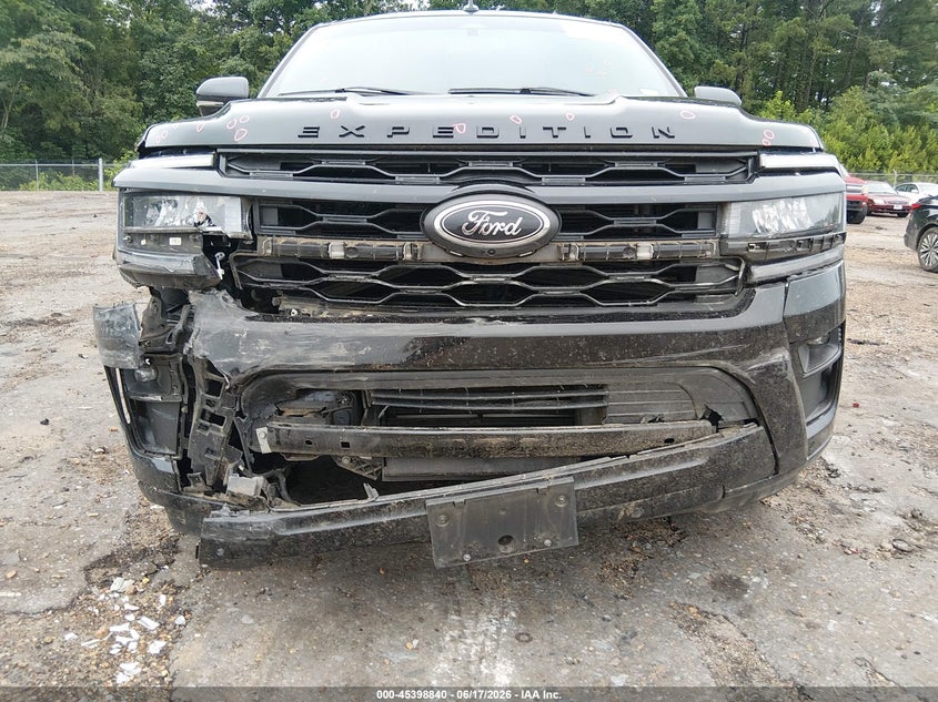 2023 Ford Expedition VIN 1FMJU1K88PEA37288 IAAI salvage auction — FRONT END, Salvage Title, sold $13,875 on 2026-08-19 (photo 6)