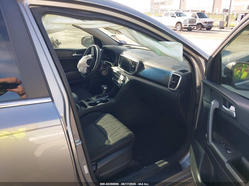 2020 Kia Sportage VIN KNDPM3AC0L7800404 IAAI salvage auction — RIGHT FRONT, Salvage (Texas), sold $2,700 on 2026-07-22 (photo 5)