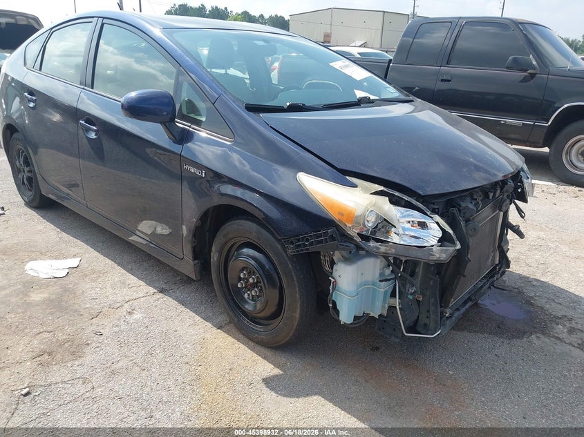 2014 Toyota Prius VIN JTDKN3DUXE0358383 IAAI salvage auction — FRONT END, Salvage Title, sold $1,800 on 2026-07-29 (photo 1)