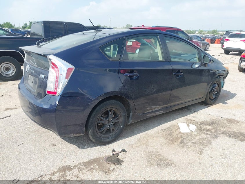 2014 Toyota Prius VIN JTDKN3DUXE0358383 IAAI salvage auction — FRONT END, Salvage Title, sold $1,800 on 2026-07-29 (photo 4)