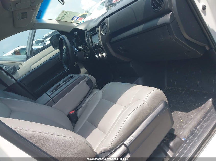 2014 Toyota Tundra VIN 5TFRM5F19EX069759 IAAI salvage auction — NORMAL WEAR, Original (Texas), sold $4,875 on 2026-07-06 (photo 5)