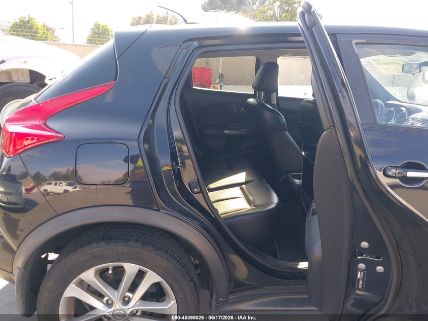 2012 Nissan Juke VIN JN8AF5MR0CT105394 IAAI salvage auction — FRONT END, Salvage (California), sold $575 on 2026-07-29 (photo 8)