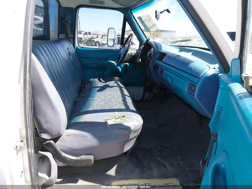 1992 Ford F350 VIN 2FDHF37G5NCA63516 IAAI salvage auction — LEFT FRONT, Salvage (California), sold $250 on 2026-07-09 (photo 5)