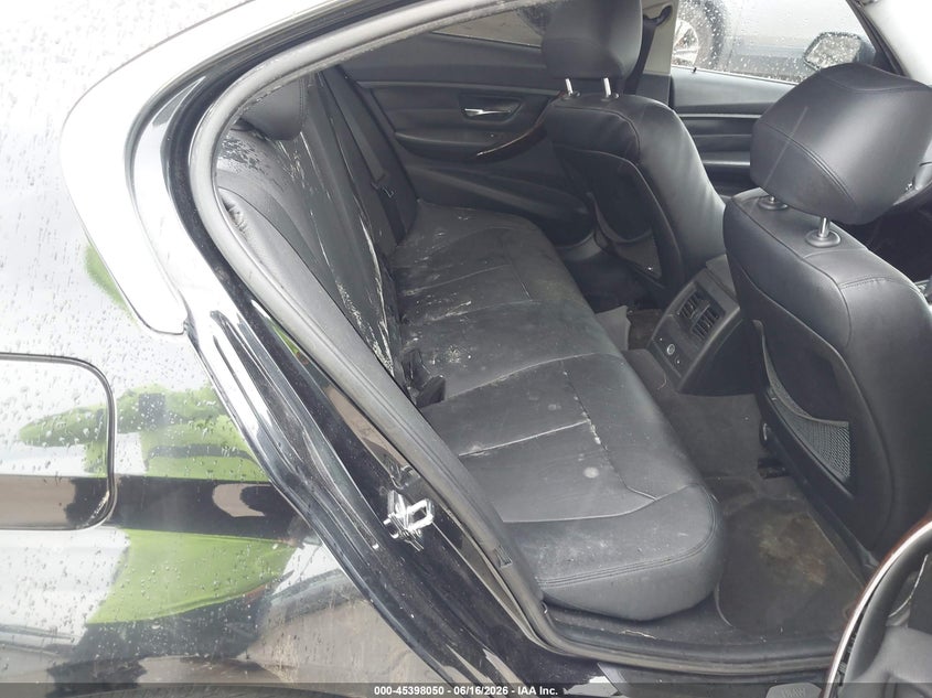 2012 BMW 3er VIN WBA3A5C53CF340367 IAAI salvage auction — REAR END, Salvage (Texas), sold $475 on 2026-07-17 (photo 8)