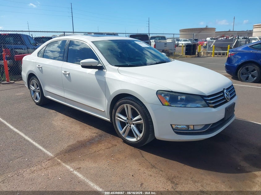 2015 Volkswagen Passat VIN 1VWBT7A38FC015643 IAAI salvage auction — NORMAL WEAR, Clear (Hawaii), sold $325 on 2026-08-25 (photo 1)
